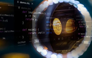 吐鲁番 api php源码,下载的php源码怎么运行呢？